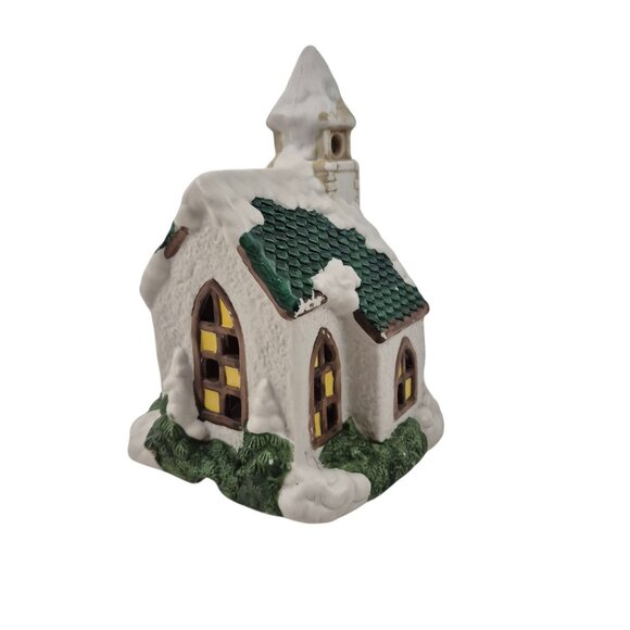 AMC Porcelain Church Lighted Christmas Village Light Cord Unboxed Holiday Decor - Picture 5 of 10